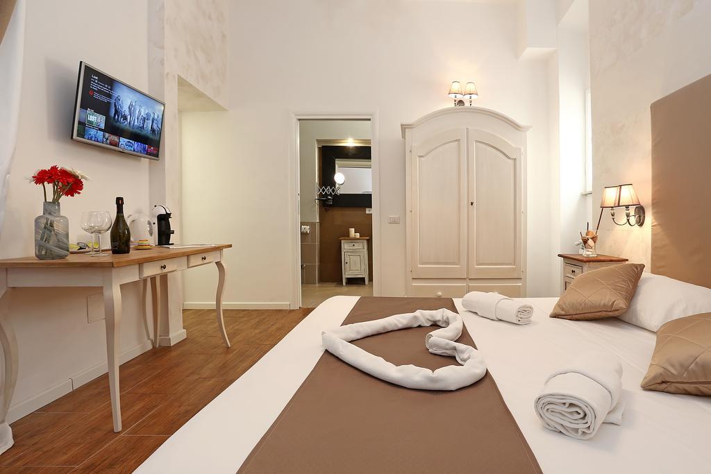 Juno Pantheon Guest house Rome